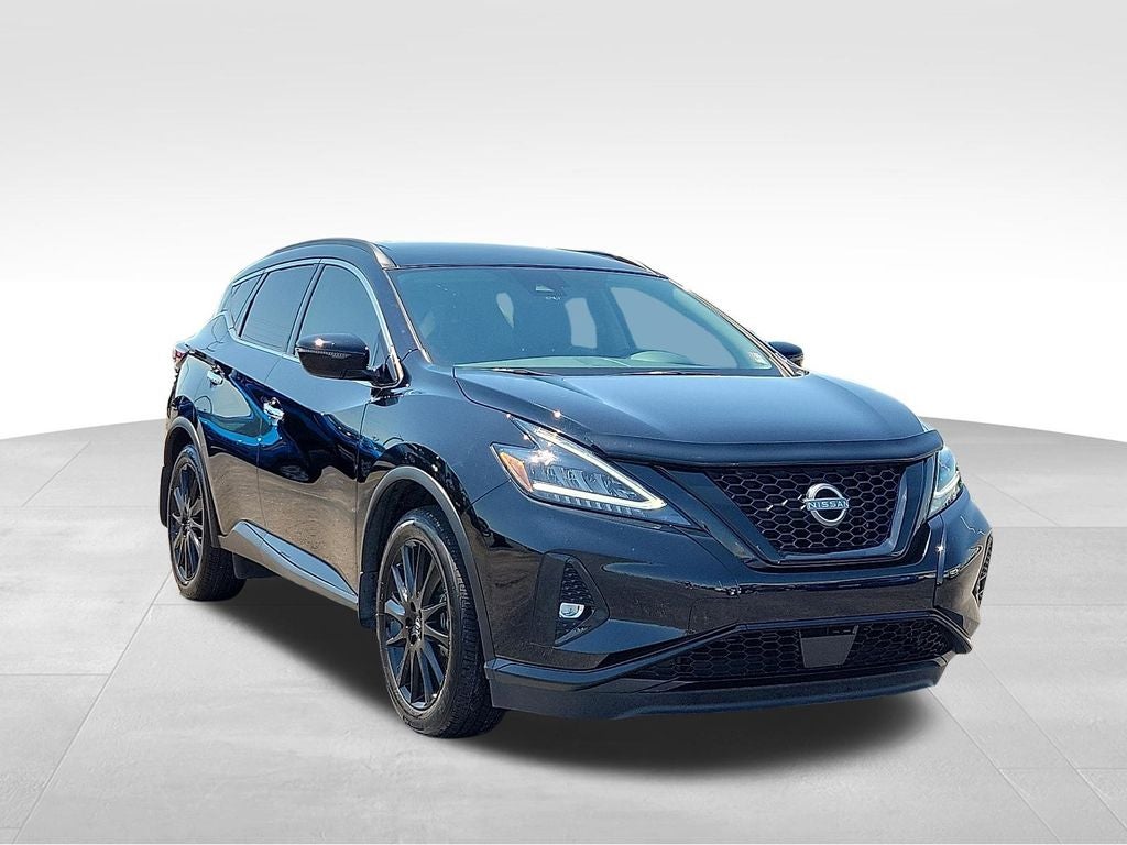 2024 Nissan Murano SV in Super Black — front three-quarter view